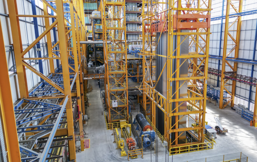 Estrutura metálica industrial interna